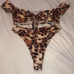 Leopard High waist/ off the shoulder bikini set